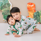 {{31dd070e950b331044a0ff2a14abf9b2}™ La chenille qui fait des trous™ Dotty Daydreams