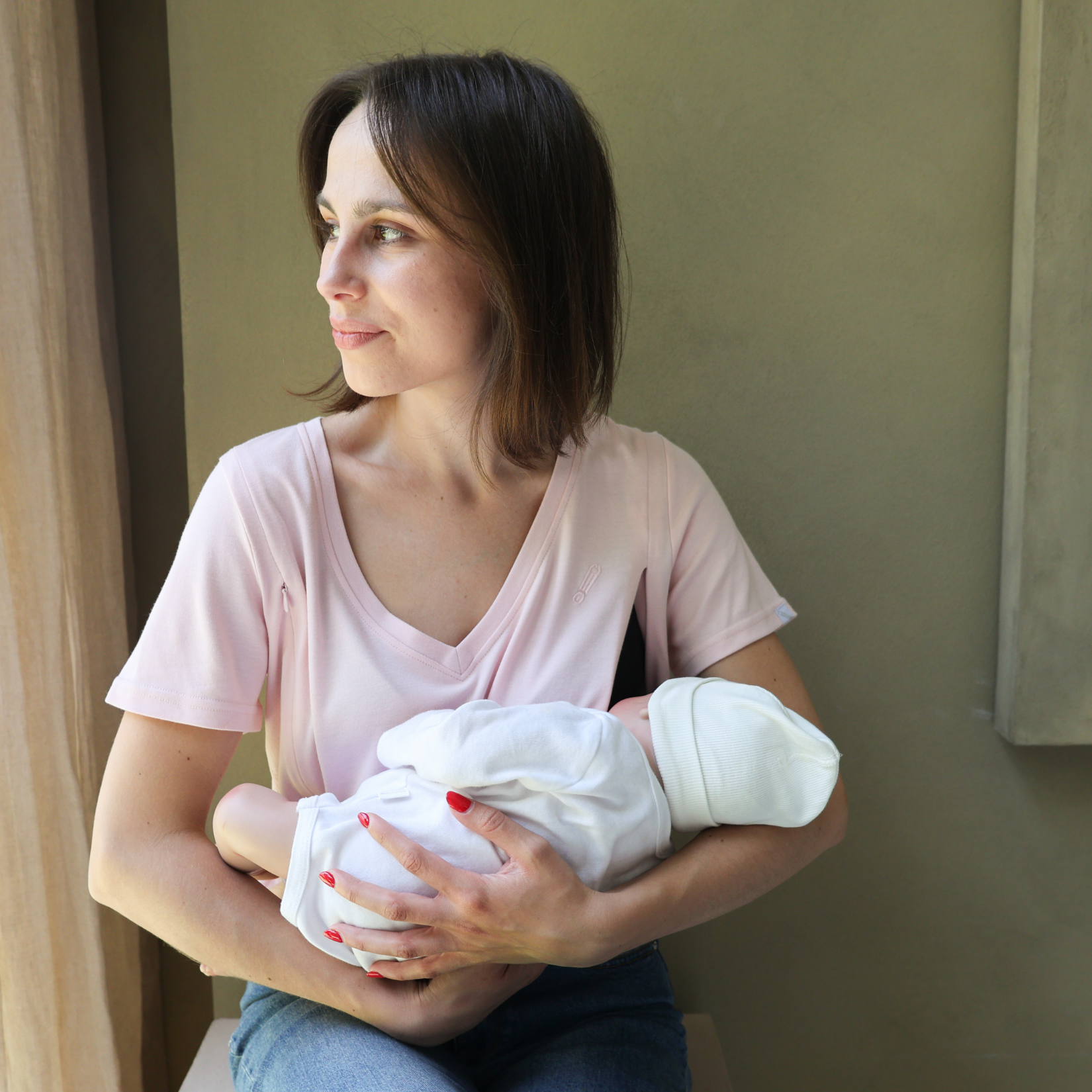 Breastfeeding T-Shirt V-Neck Pink
