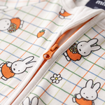 Fermeture éclair à double sens sur le ZIPSTER x Miffy Grenouillère en bambou à carreaux « Bloom »